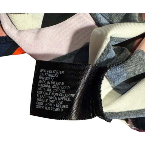 Worthington Petite Medium Geometric Print Top With 3/4 Sleeves - Picture 5 of 9